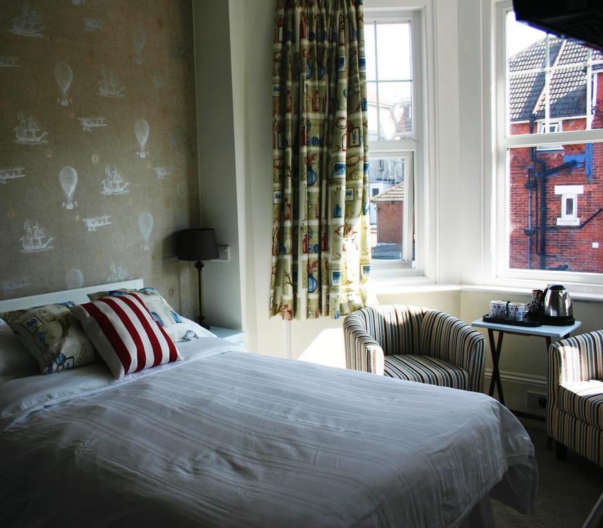 Cambridge House Guest House Eastbourne Room photo